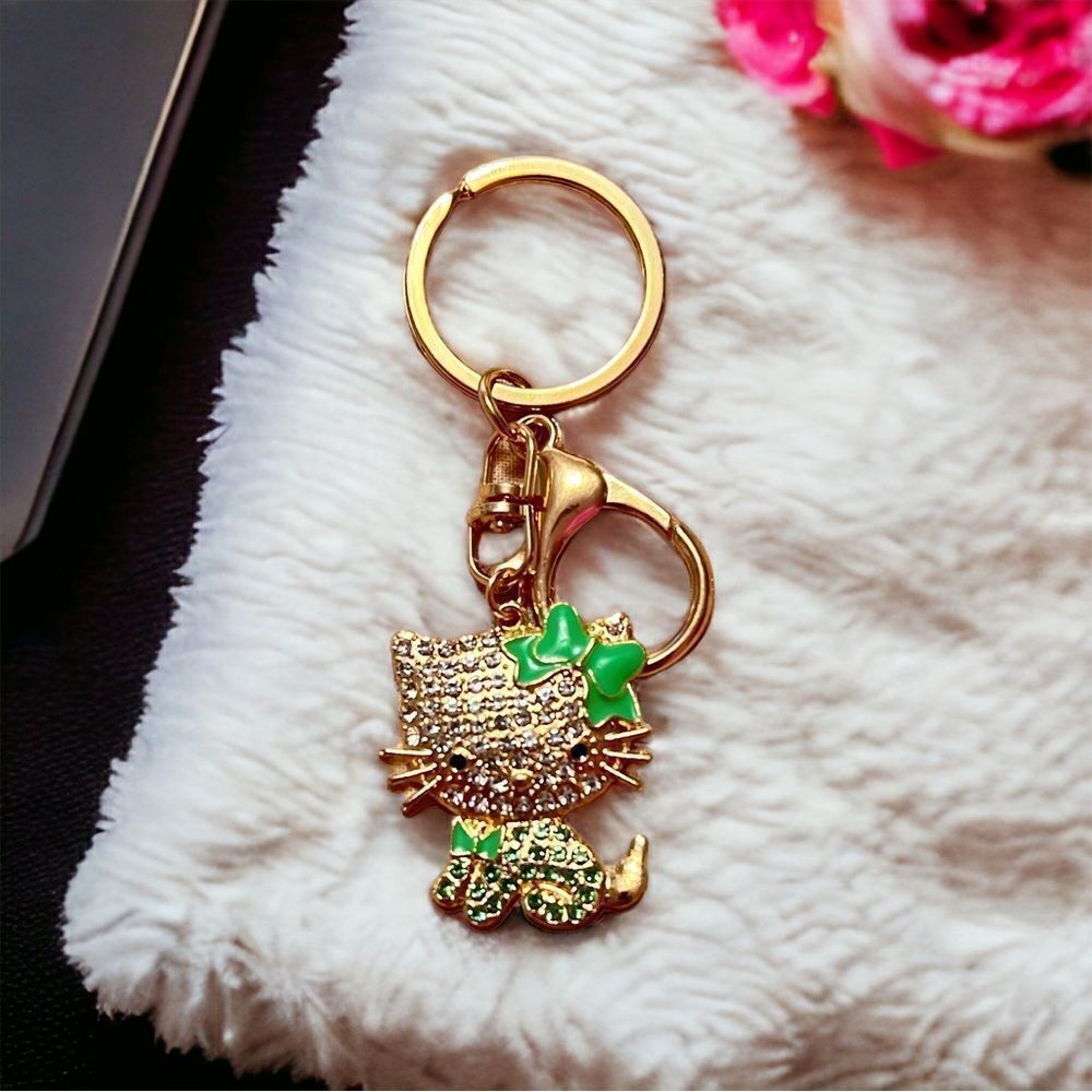 Hello Kitty Green Gold Rhinestone Keychain NWT - Picture 2 of 2